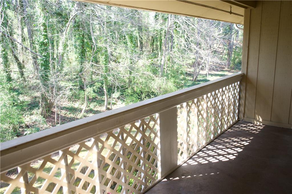 2211 Surrey Court, Marietta, Georgia image 7
