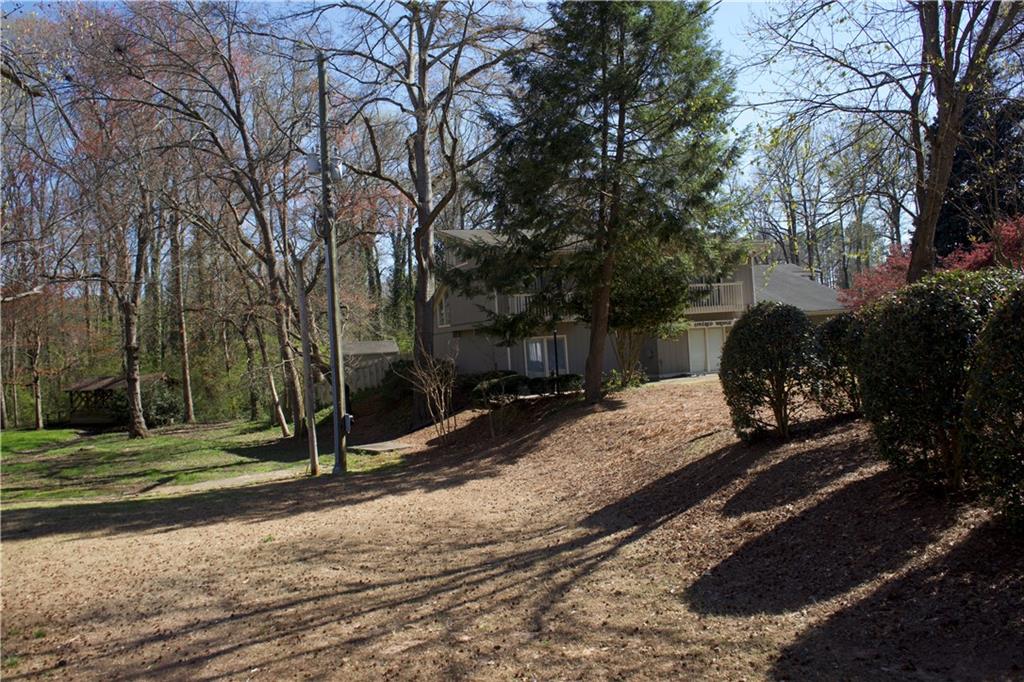 2211 Surrey Court, Marietta, Georgia image 21