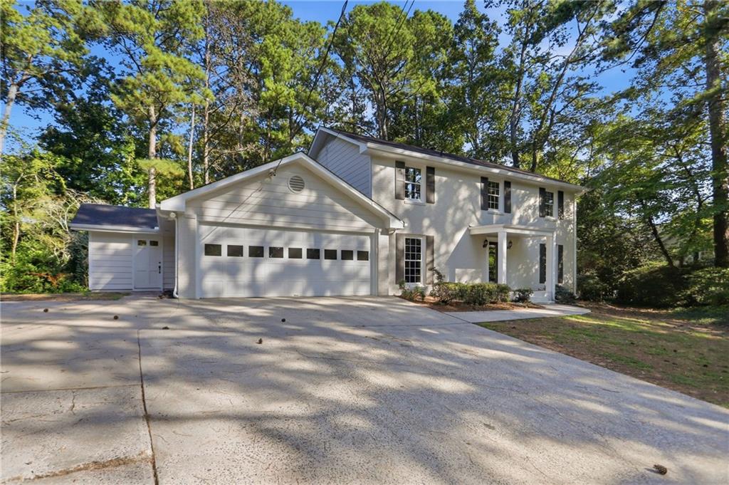 1215 Lake Crest Terrace