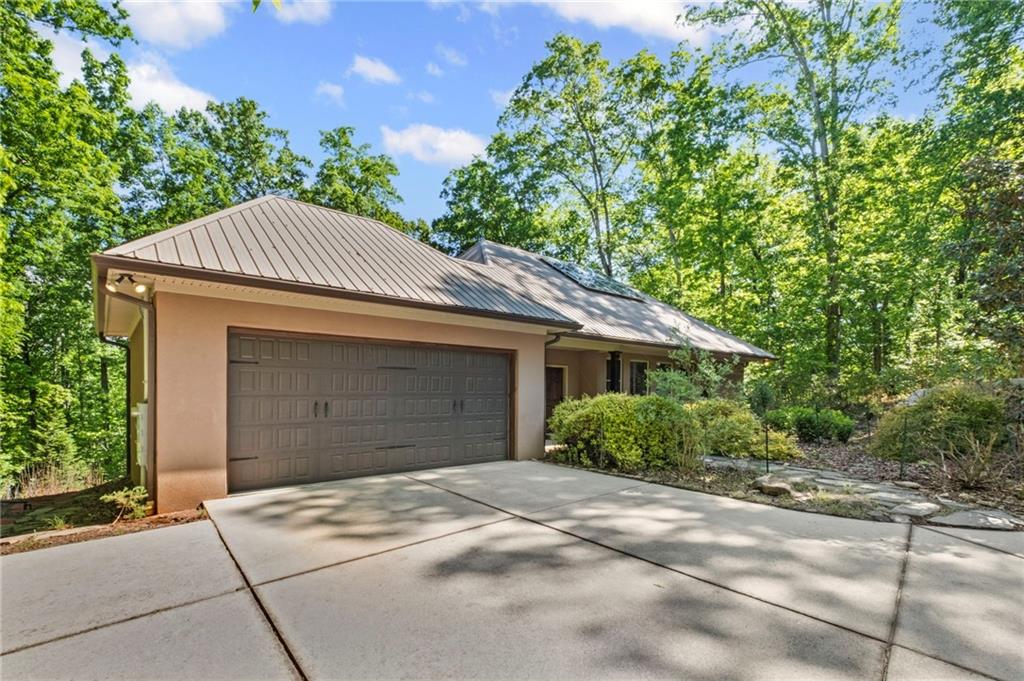 6324 Chesla Drive, Gainesville, Georgia image 5