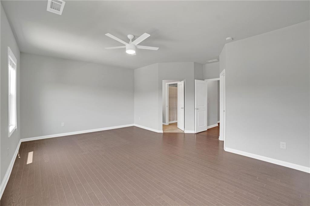 7043 Lancaster Crossing