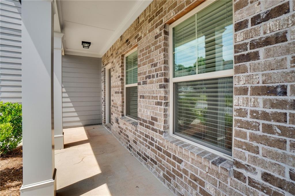 7043 Lancaster Crossing