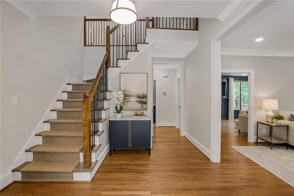 4500 Rebel Valley View SE