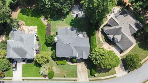 A home in Dacula