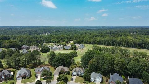 A home in Dacula