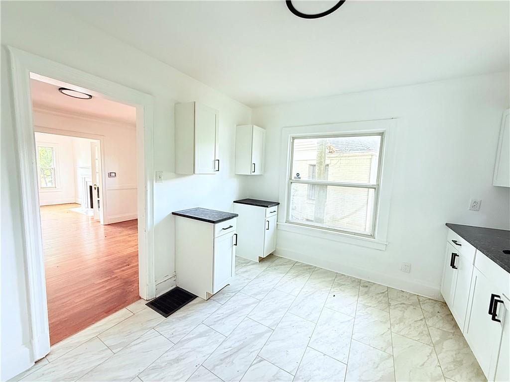 1679 Altadena Place SW