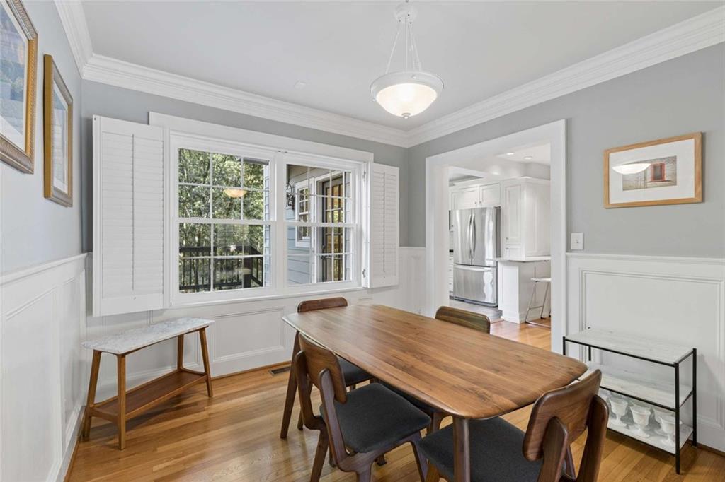 1973 Westminster Way NE