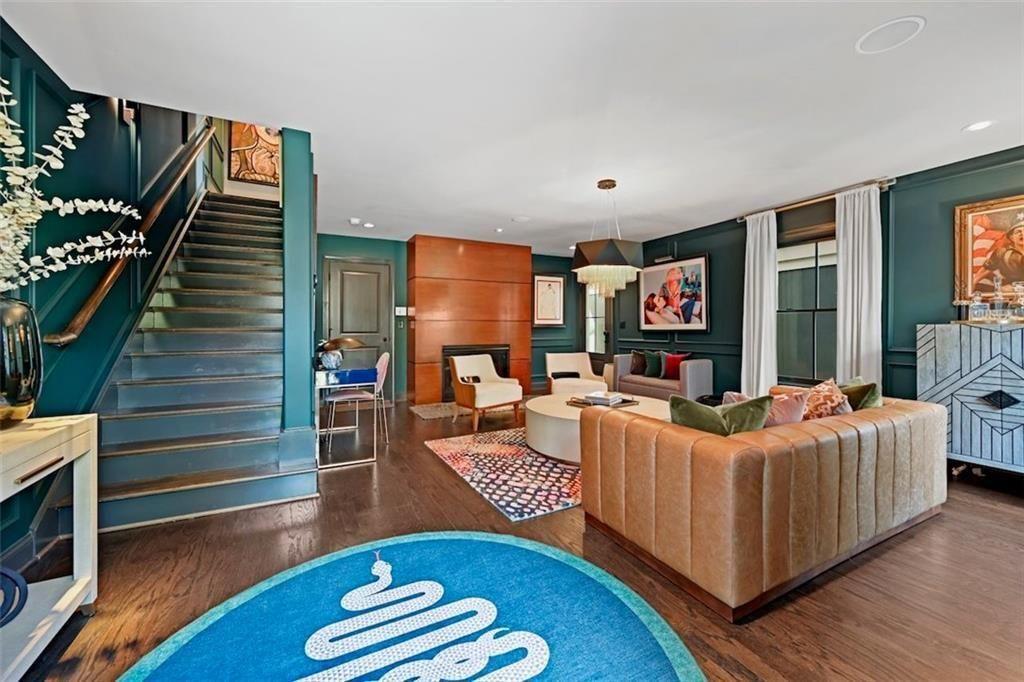 548 NE Bismark Road NE