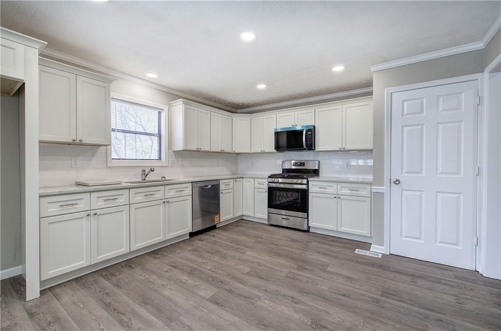 3184 Pinto Drive, Powder Springs, Georgia image 4