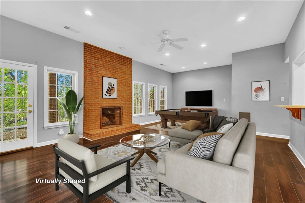 CHARTWELL - Residential