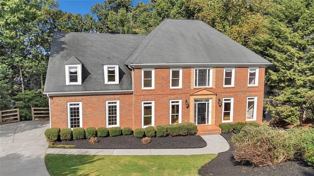 CHARTWELL - Residential