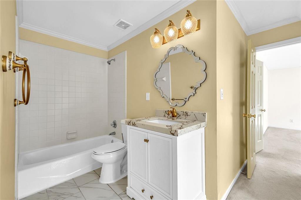 CHARTWELL - Residential