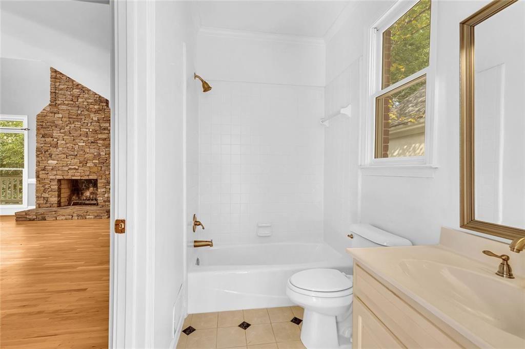 CHARTWELL - Residential