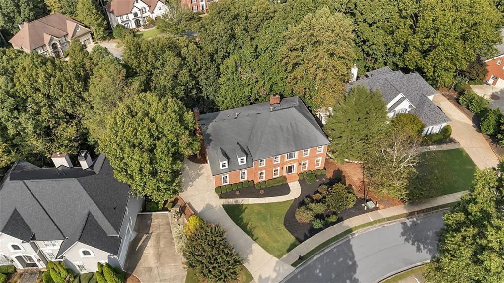 CHARTWELL - Residential