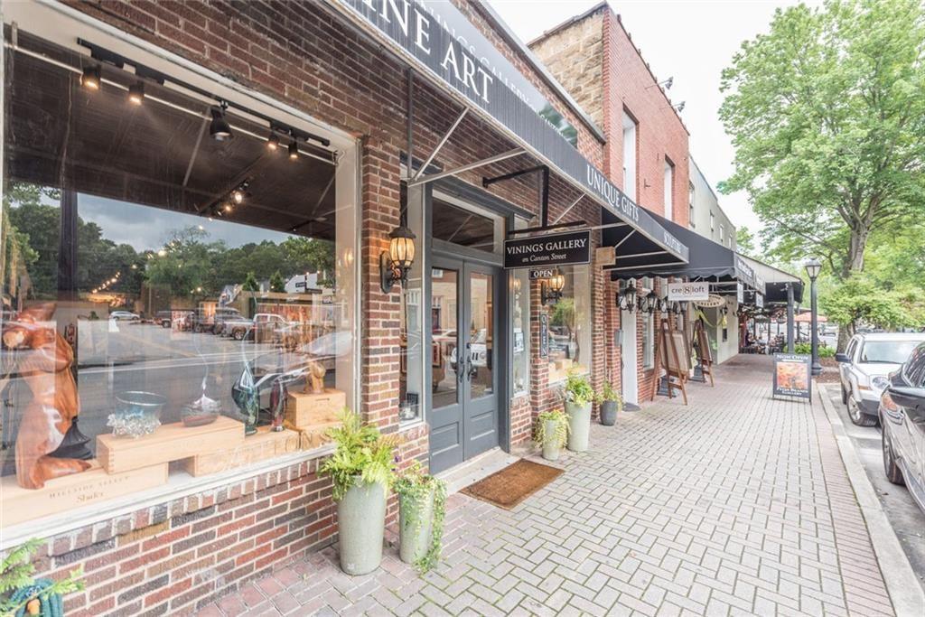 CHARTWELL - Residential