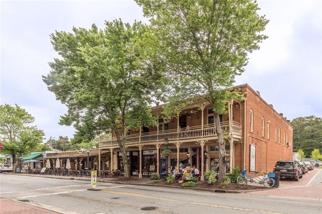 CHARTWELL - Residential