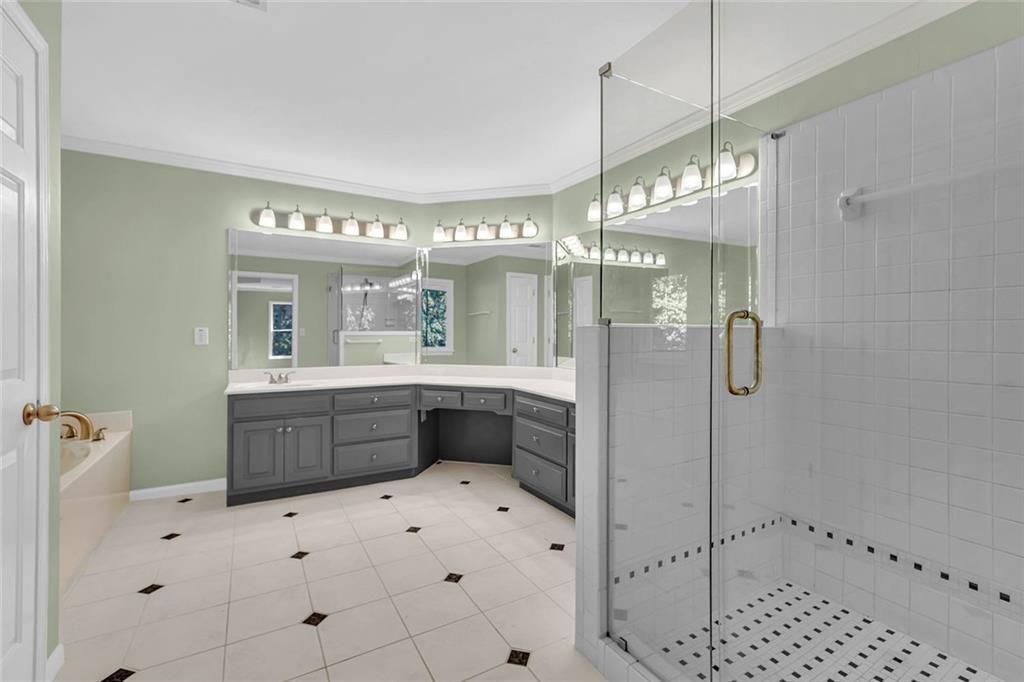 CHARTWELL - Residential