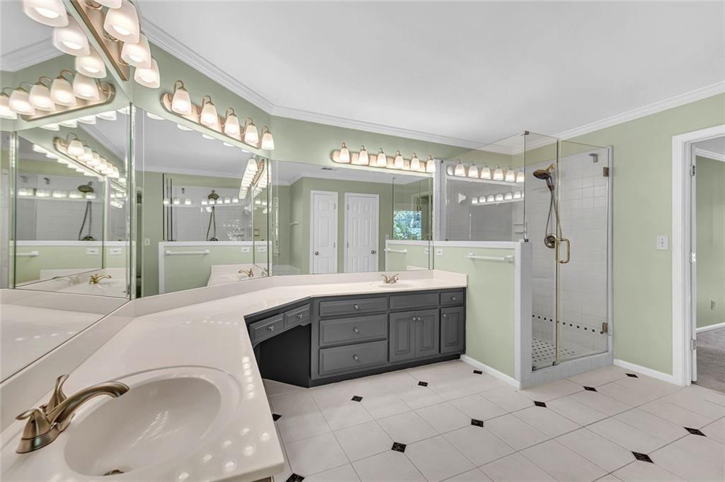 CHARTWELL - Residential