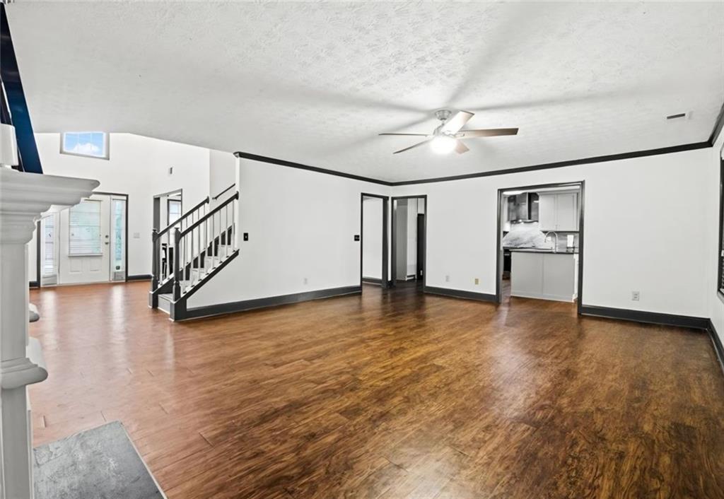 10208 Hemlock Way