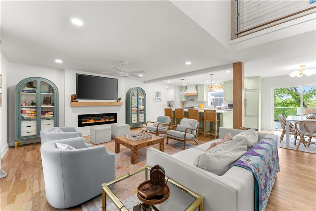 1407 Dixon Bridge Road