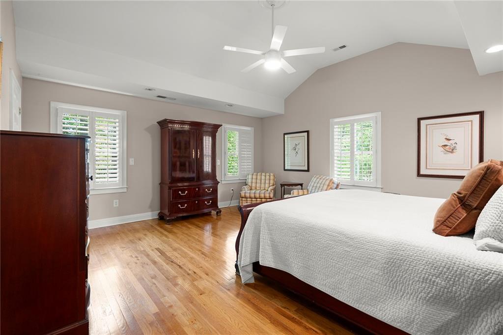 5515 Cross Gate Court, Sandy Springs, Georgia image 22