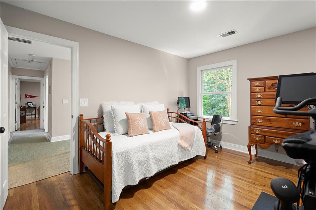 5515 Cross Gate Court, Sandy Springs, Georgia image 27
