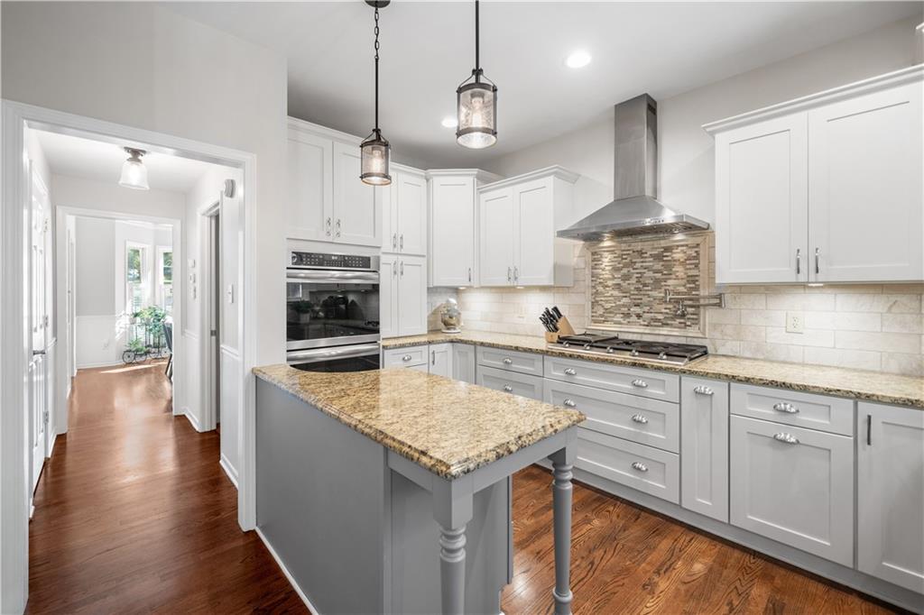 1313 Cobblestone Lane, Woodstock, Georgia image 13