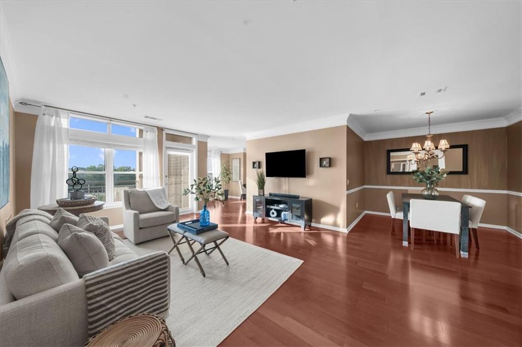 3334 Peachtree Road NE 608