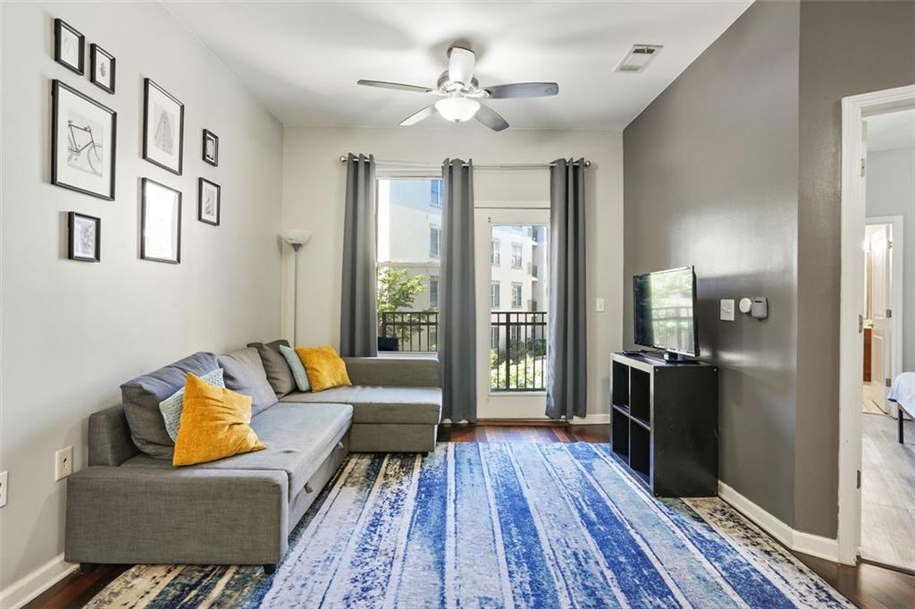 870 MAYSON TURNER Road NW 1127