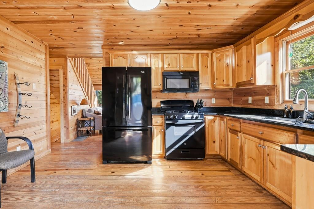303 Pine Forest Loop
