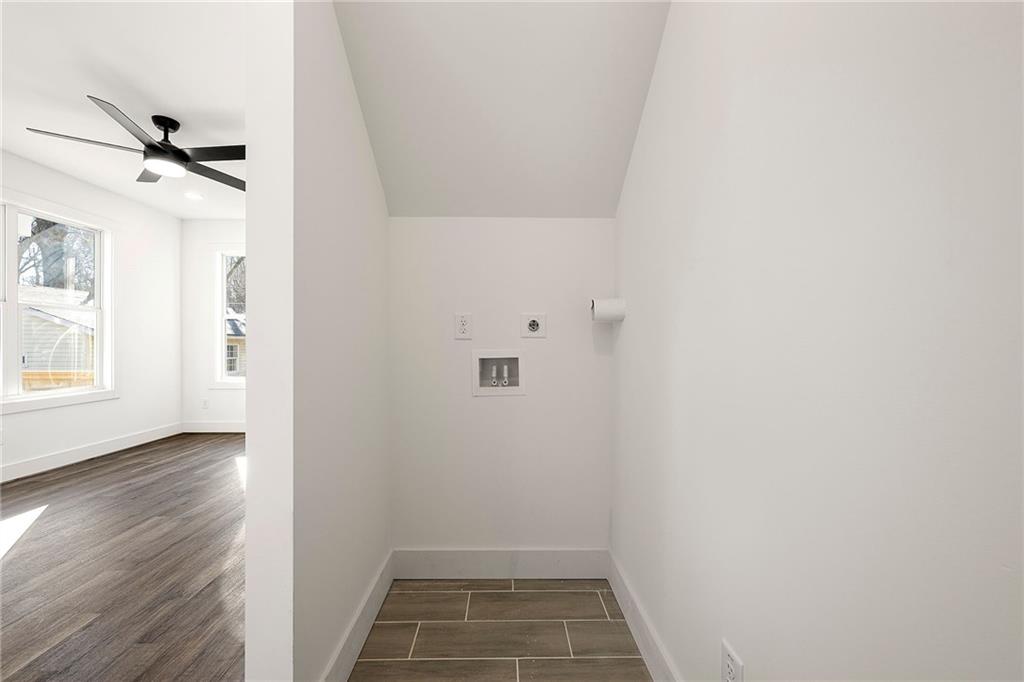 1088 Wedgewood Drive, Atlanta, Georgia image 31
