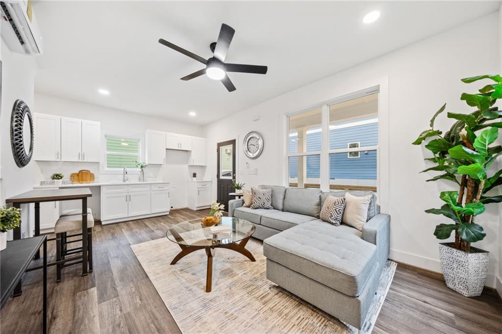 1088 Wedgewood Drive, Atlanta, Georgia image 7