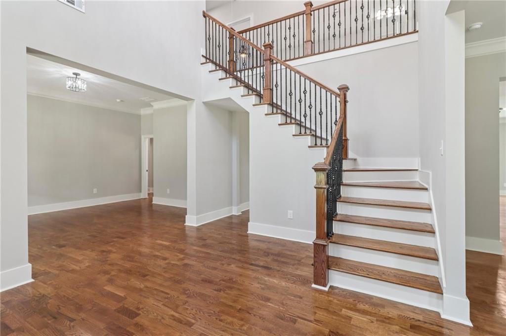 1949 Pucketts Drive SW