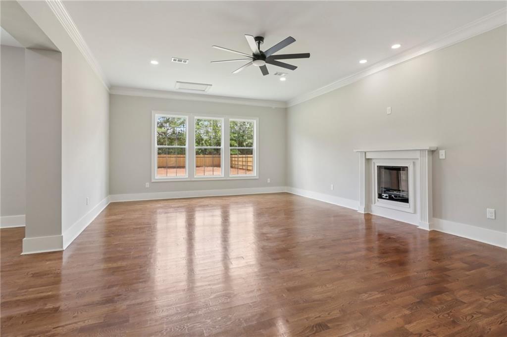 1949 Pucketts Drive SW