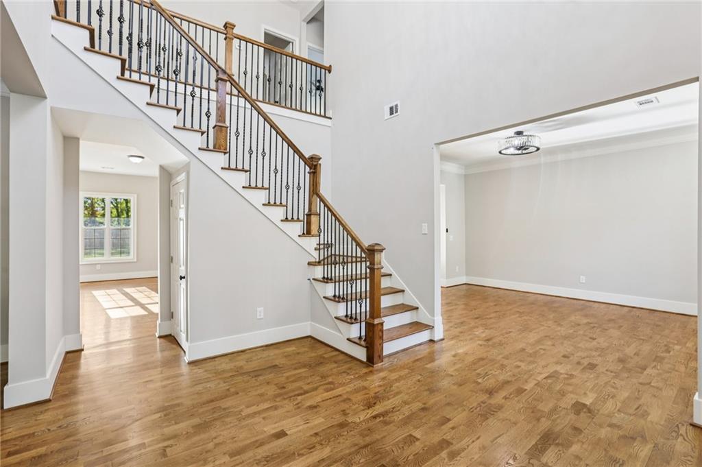 1949 Pucketts Drive SW