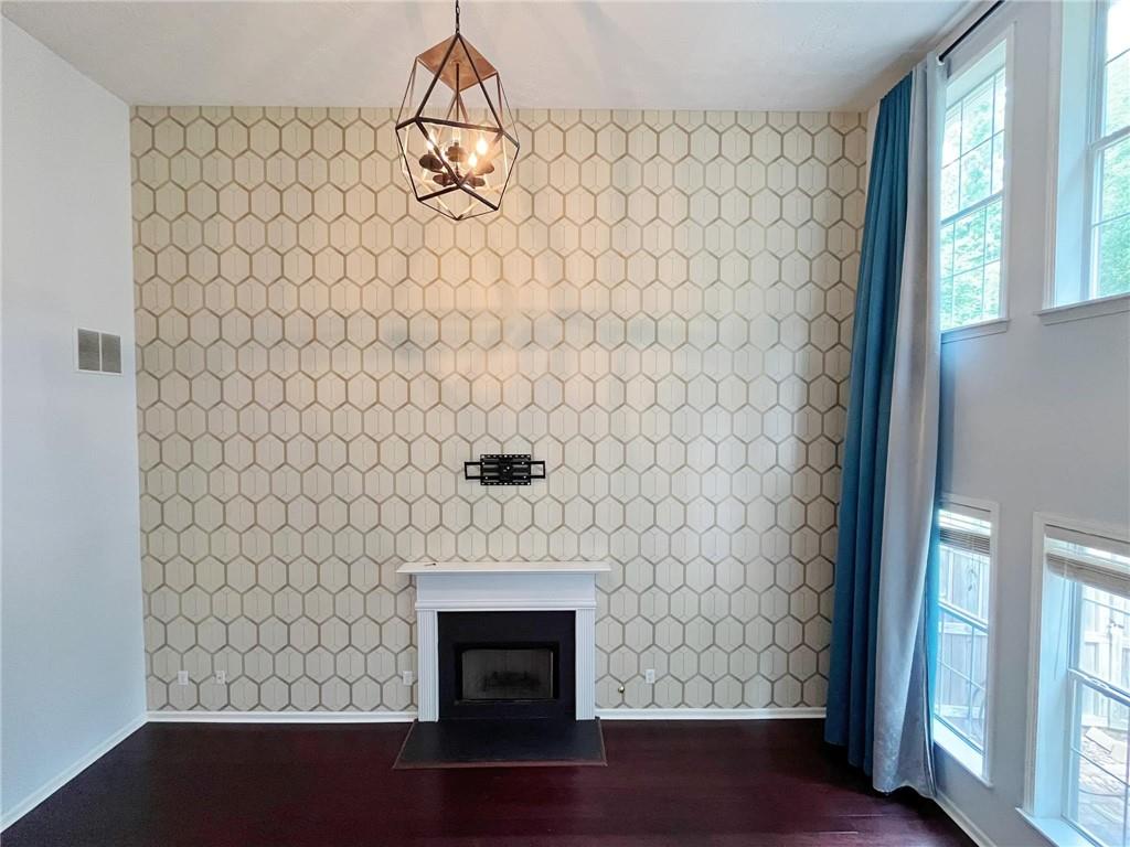 1421 Gates Circle, Atlanta, Georgia image 12