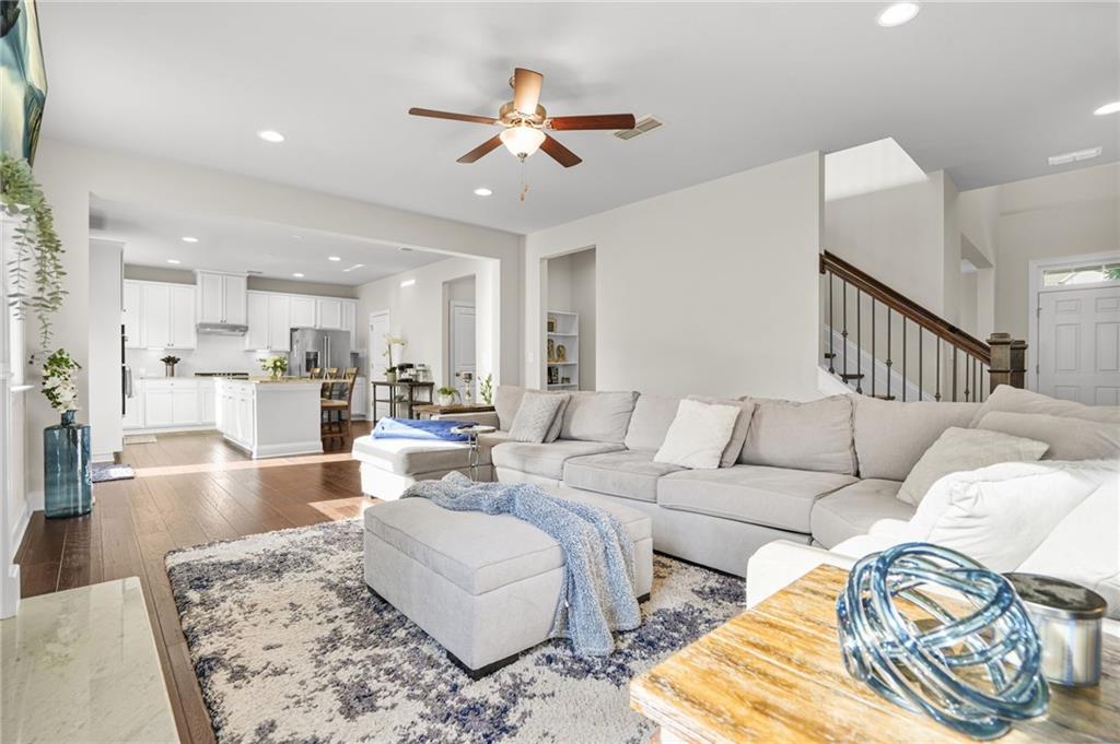 404 Larussa Court