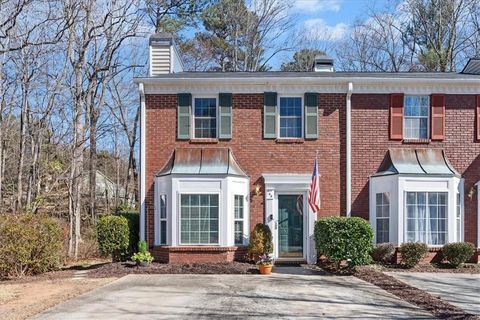 744 Anderson Walk Marietta GA 30062