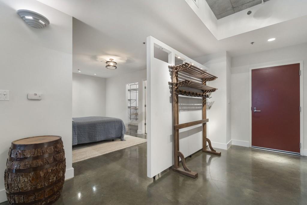 845 Spring Street 523