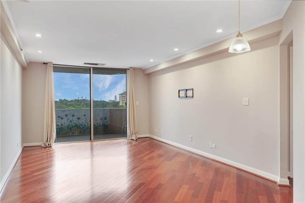 1501 Clairmont Road 1522