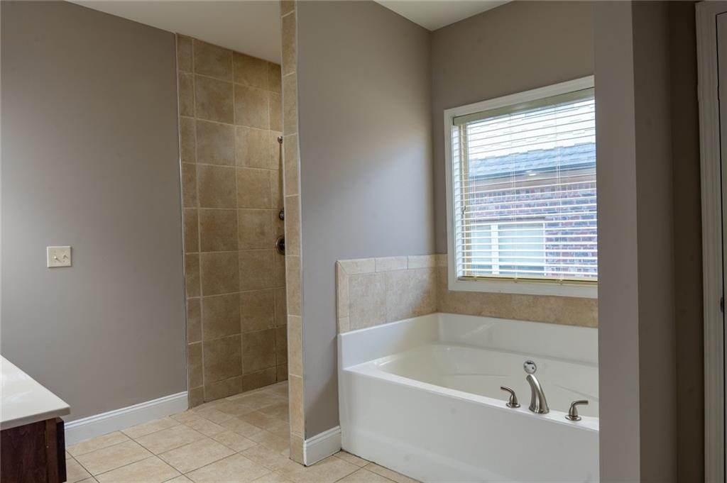 2733 Madison Mae Lane, Grayson, Georgia image 26