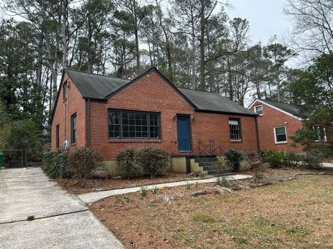 Photo of 1362 Deerwood Drive, Decatur, GA 30030 (MLS # 7721477)
