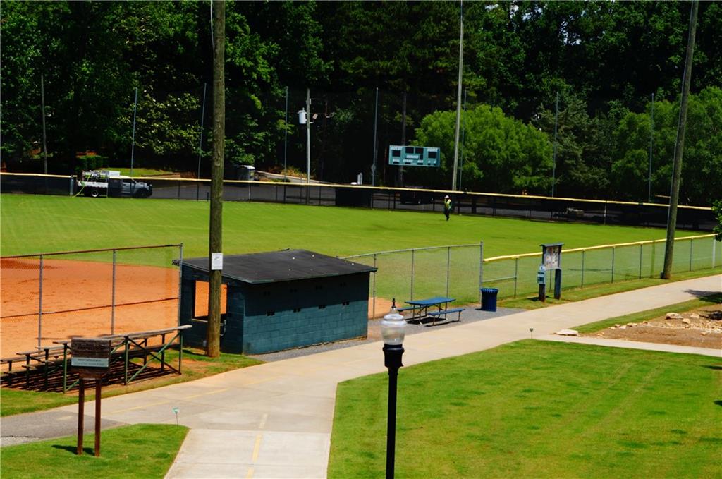 2365 Johnson Ferry Road, Atlanta, Georgia image 19