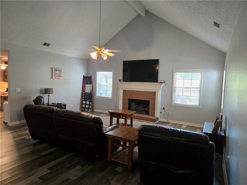4045 Fawn Valley Drive, Loganville, Georgia image 24