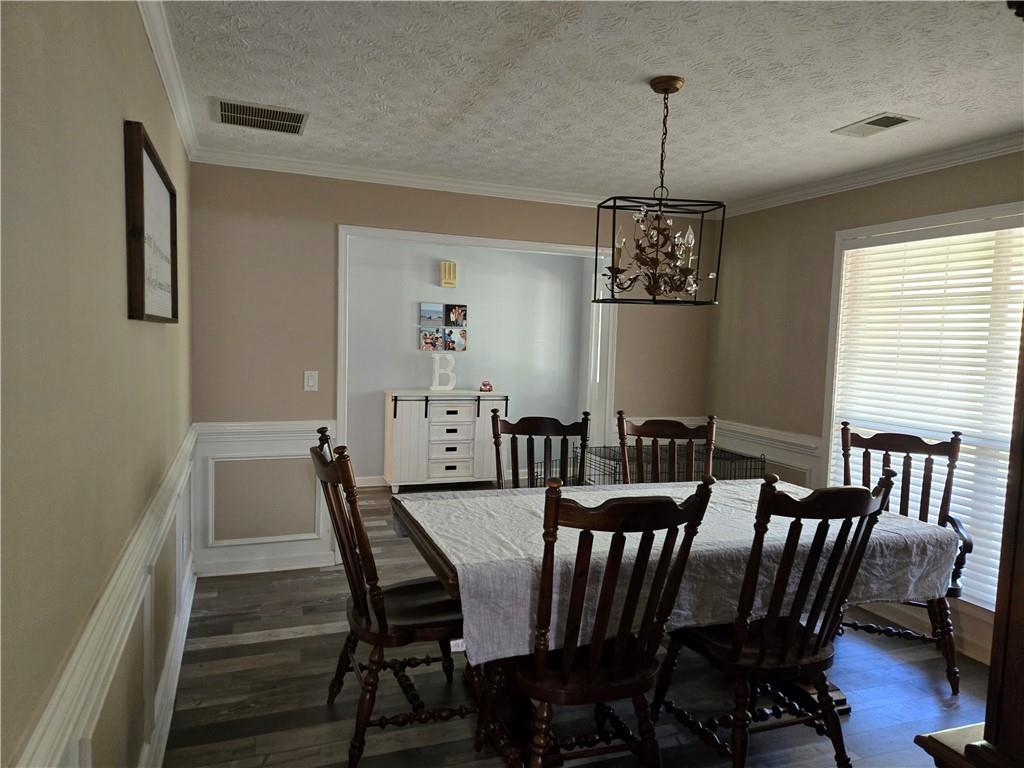 4045 Fawn Valley Drive, Loganville, Georgia image 19