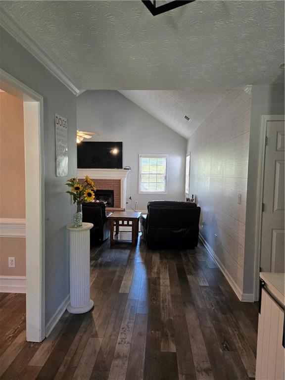 4045 Fawn Valley Drive, Loganville, Georgia image 2