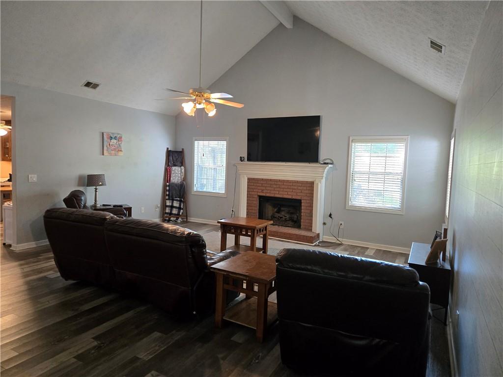 4045 Fawn Valley Drive, Loganville, Georgia image 23