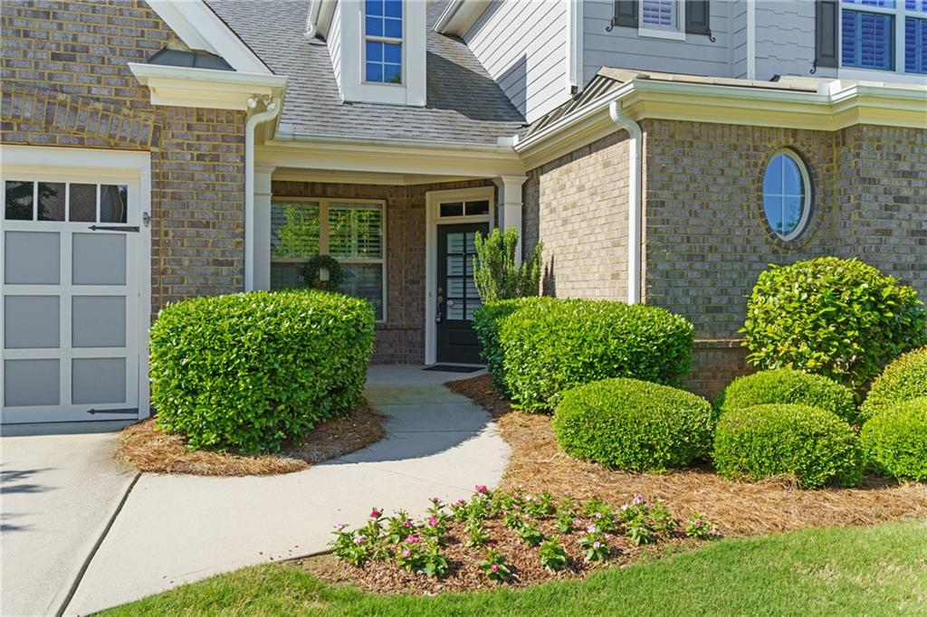 6913 Hopscotch Court, Flowery Branch, Georgia image 3