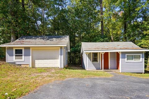 A home in Mcdonough