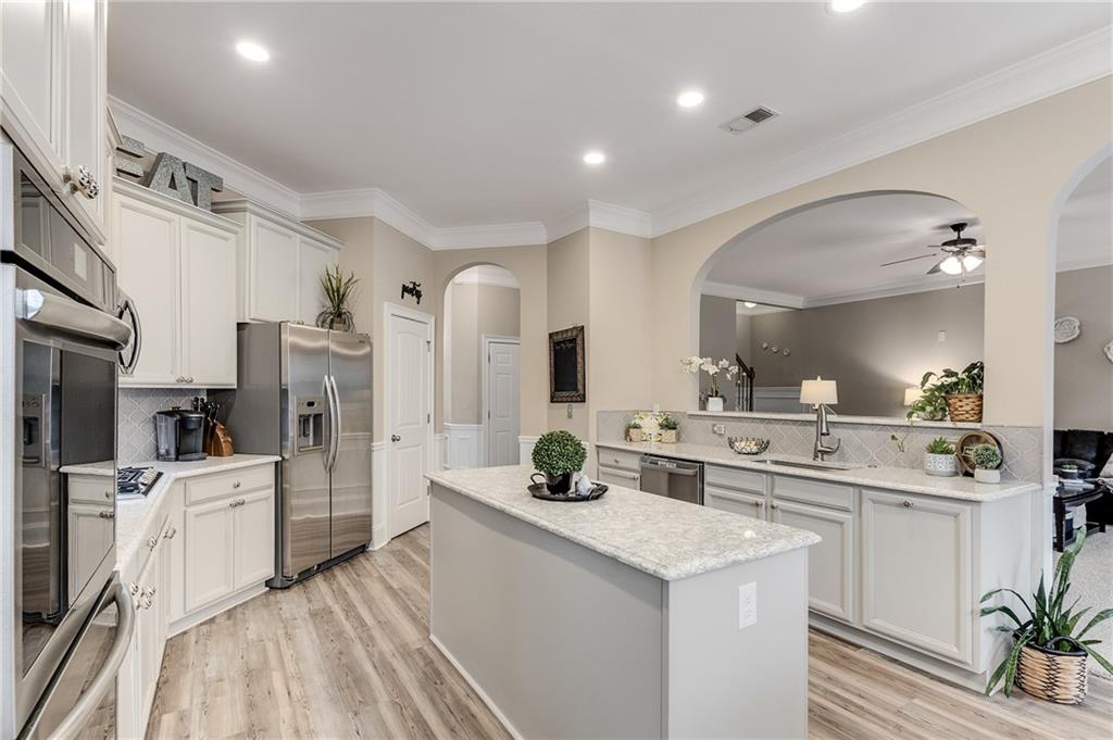 4560 Evandale Way, Cumming, Georgia image 15